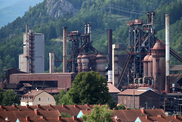 Mitsubishi Heavy sắp hoàn tất xây nhà máy thép không phát thải khí CO2