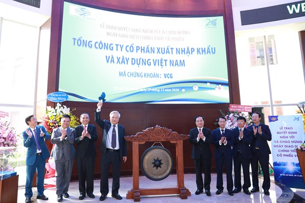 VINACONEX chính thức chuyển niêm yết sang sàn HOSE