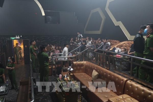 Đột kích quán bar phát hiện hơn 60 người dương tính với ma túy