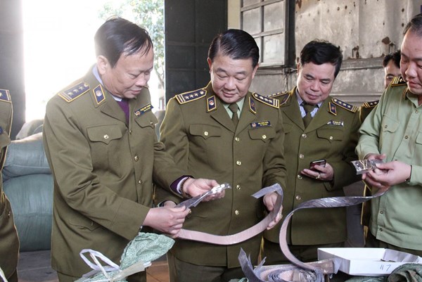 Quản lý thị trường thực hiện chiến lược triệt phá hàng giả, hàng lậu trong năm 2021