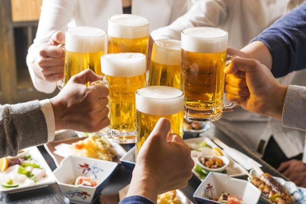 9 địa điểm uống rượu bia sẽ bị phạt