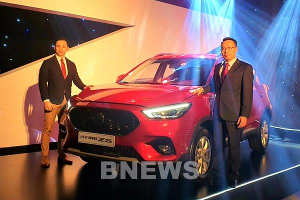 Doanh số bán ô tô mới ở Anh giảm khoảng 40% trong tháng 1/2021