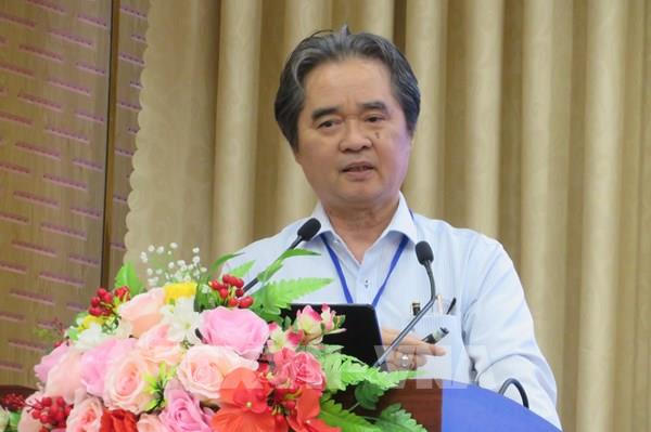 Ô tô động cơ xăng, dầu sẽ xóa sổ vào năm 2042