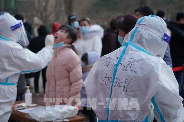 Trung Quốc tiếp tục đình chỉ các chuyến bay đến và đi từ Anh