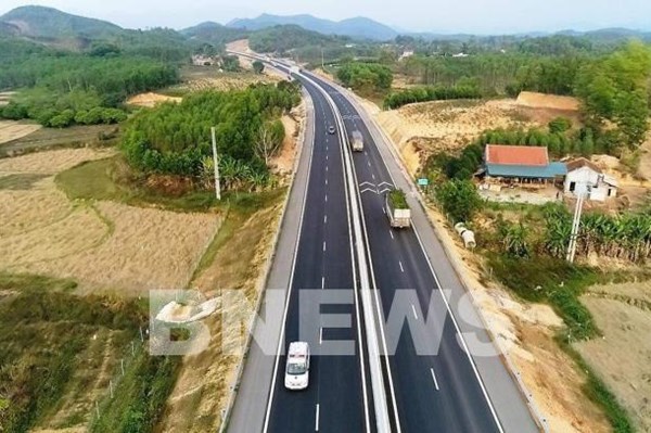 Liên danh Tập đoàn Đèo Cả - Hải Thạch - 194 đầu tư cao tốc Cam Lâm - Vĩnh Hảo