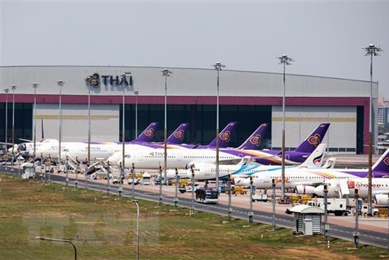 Làn sóng COVID-19 thứ hai tác động mạnh đến ngành hàng không Thái Lan