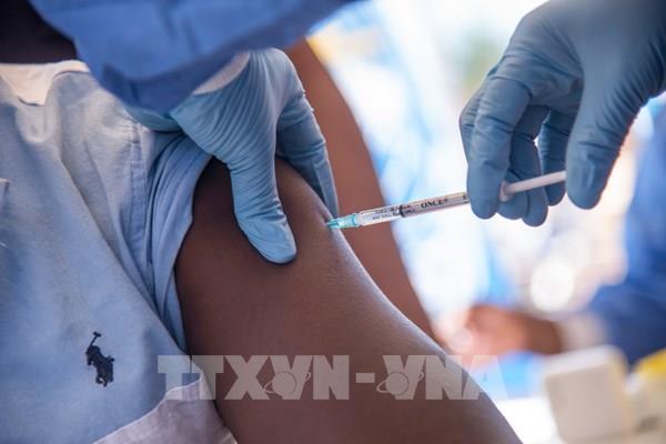Châu Phi đạt thỏa thuận mua 300 triệu liều vaccine phòng COVID-19