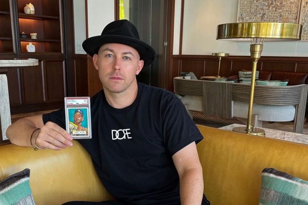 Thẻ bóng chày in hình huyền thoại Mickey Mantle có giá bán kỷ lục