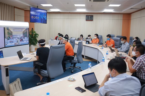 Công nghệ, viễn thông tiếp tục “cầm cương” tăng trưởng của FPT năm 2020