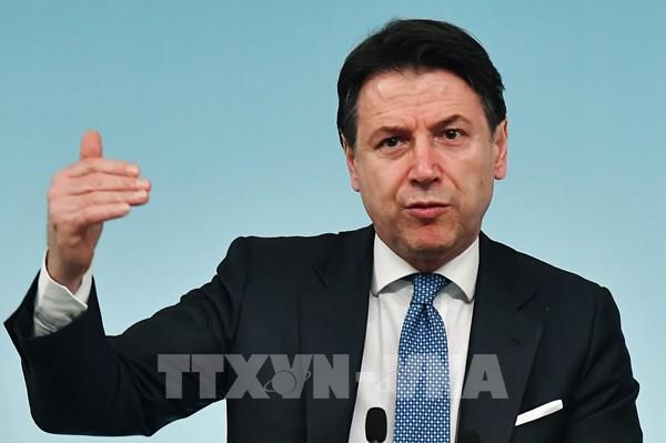 Thủ tướng Italy thông báo quyết định từ chức
