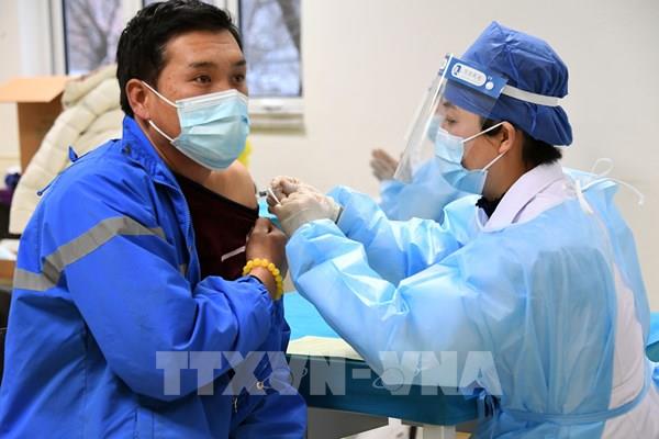 Tiêm vaccine COVID-19 ở Trung Quốc và Ấn Độ sẽ kéo dài đến cuối năm 2022