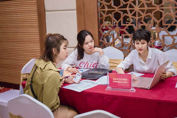 Doanh nghiệp Việt sẽ thích ứng với dịch COVID-19