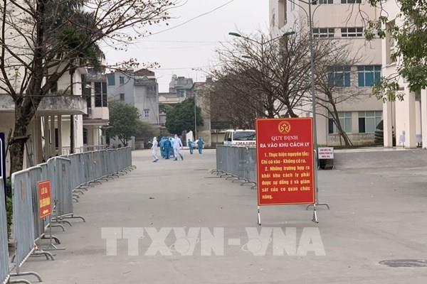 Dịch COVID-19: Có 3 bệnh nhân nặng tại Hà Nội và Đà Nẵng