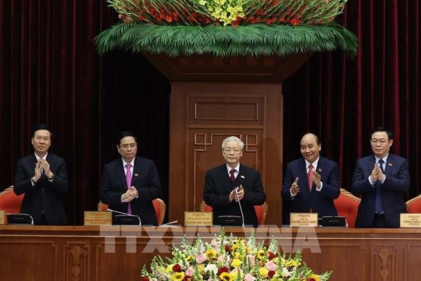 Công bố danh sách Bộ Chính trị, Ban Bí thư và Chủ nhiệm Uỷ ...