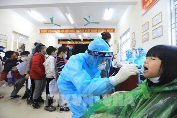 Hà Nội: Xét nghiệm hơn 1.000 học sinh Trường tiểu học Xuân Phương