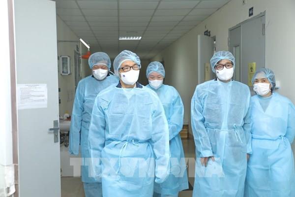 Hà Nội cố gắng hoàn thành lấy mẫu xét nghiệm các trường hợp từ vùng dịch về trước ngày 4/2