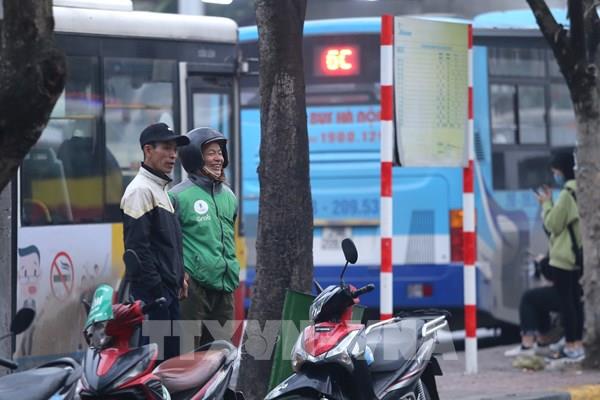Bộ trưởng Bộ Y tế: Hà Nội có thể tính đến giãn cách xã hội một số khu vực
