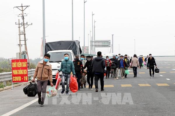 Hạ Long dừng bắn pháo hoa dành tiền mua test thử COVID-19 cho người dân