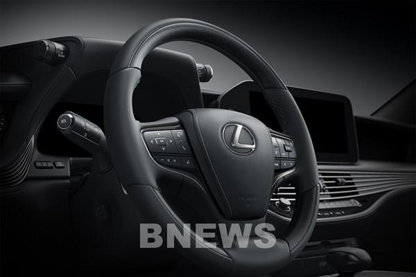 Lập khống hợp đồng mua xe sang, chiếm đoạt hàng tỷ đồng của ngân hàng