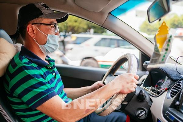 Đà Nẵng: Tạm dừng hoạt động xe taxi, xe 4 chỗ, grab, giao hàng