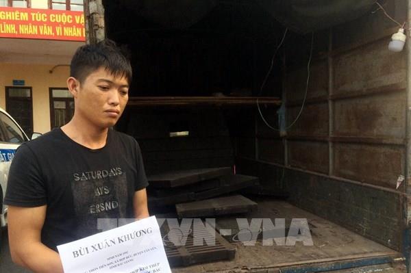 Lạng Sơn bắt đối tượng trộm cắp nắp cống thoát nước trên đường cao tốc