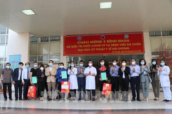Dịch COVID-19: Ba bệnh nhân đầu tiên của Hải Dương được ra viện