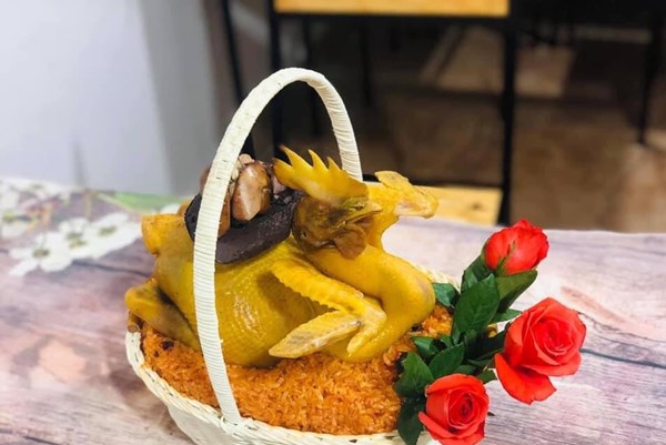 Cách luộc gà cúng giao thừa không nứt và đẹp "bất bại"