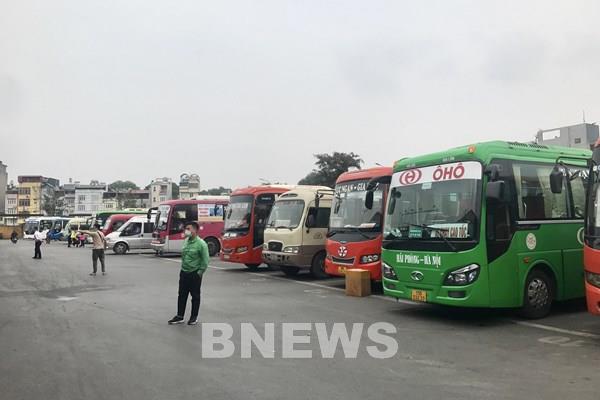 Hà Nội tạm dừng vận tải hành khách công cộng đến 37 tỉnh, thành