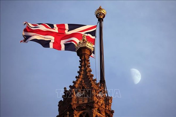 Khảo sát: Kinh tế Anh sẽ trở lại mức trước đại dịch trong vòng hai năm