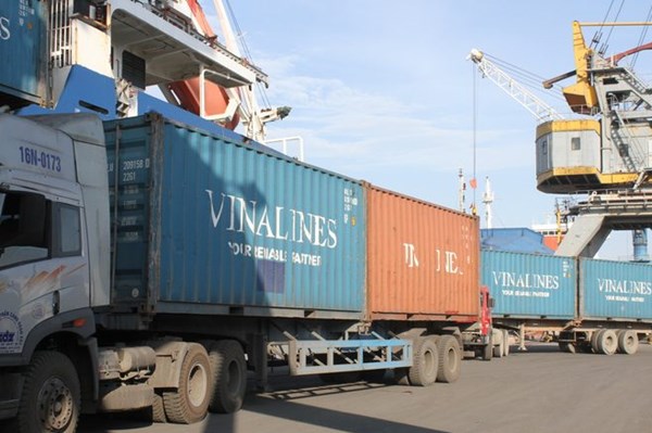 Hướng đi mới phát triển logistics đường sông của Container VIMC