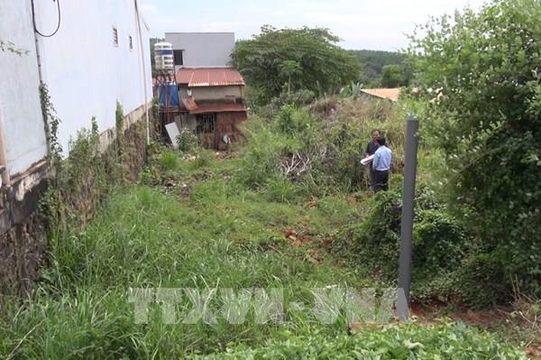 Chuyện quản lý: Một mảnh đất nhưng có hai “sổ đỏ”