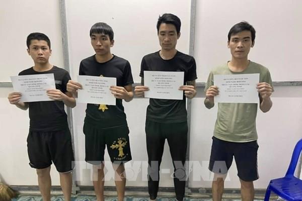 Đưa 4 đối tượng nhập cảnh trái phép đi cách ly tập trung
