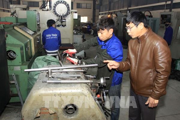 Từ nông dân trở thành giám đốc doanh nghiệp điện cơ