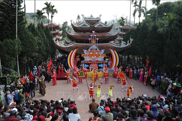 Hà Nội: Dừng tất cả hoạt động lễ hội và không đón khách tại lễ hội Chùa Hương