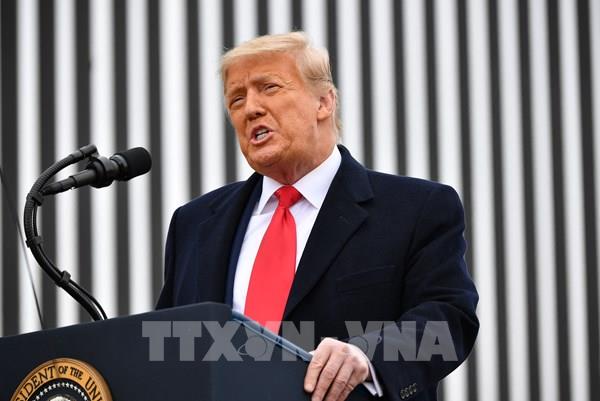 Cựu Tổng thống Donald Trump trắng án trong phiên tòa luận tội