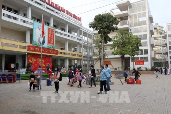 109 học sinh, giáo viên và phụ huynh trong khu cách ly Trường Tiểu học Xuân Phương được về nhà