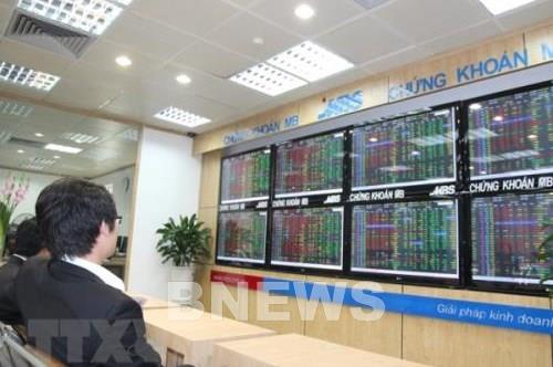 Chứng khoán sáng 1/3: Sức bật từ dòng tiền