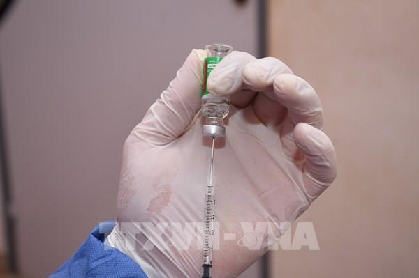 Đối tượng nào được tiêm vaccine phòng COVID-19 đầu tiên tại Việt Nam?