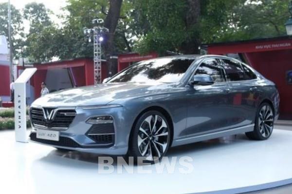 Doanh số ô tô VinFast Lux A2.0 bất ngờ lên ngôi