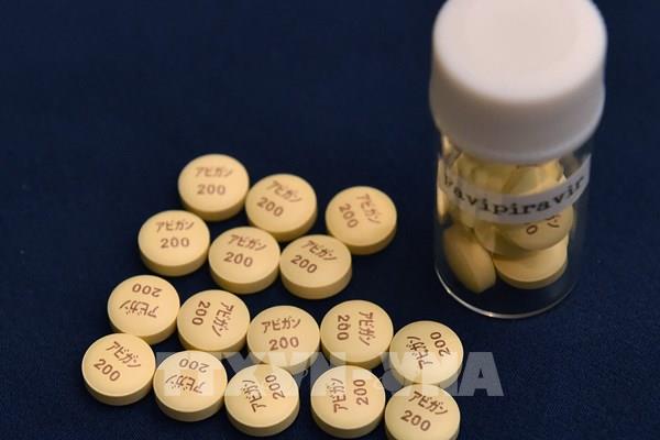 Nhật Bản tái khởi động thử nghiệm lâm sàng thuốc điều trị COVID-19