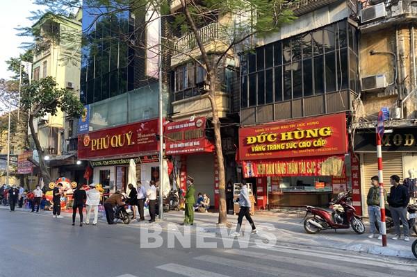 Giá vàng sáng 15/12 giảm 150 nghìn đồng/lượng