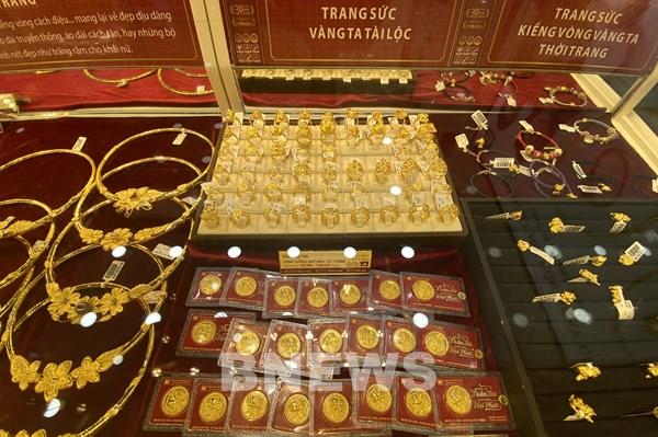 Giá vàng giao dịch ở mức gần 57,5 triệu đồng/lượng