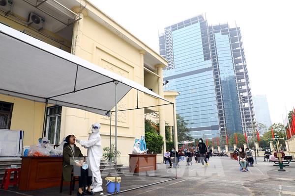 Hà Nội: Chỉ còn 4 khu vực bị phong tỏa, cách ly vì dịch COVID-19