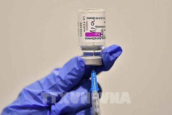 AstraZeneca sẽ tìm cách bù đắp sự thiếu hụt vaccine ngừa COVID-19 cho EU