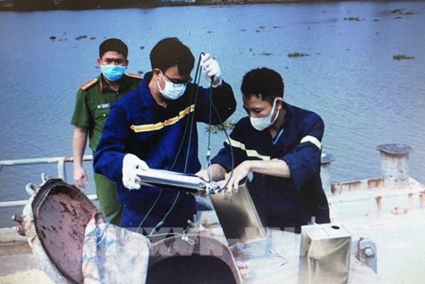 Ông trùm phân phối xăng lậu khai “gửi nhờ” 12 tỷ đồng chỗ người tình chứ không phải cho