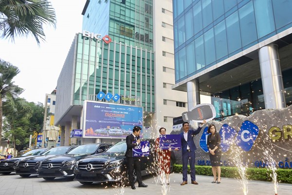 FLCHomes trao giải thưởng Hole-in-one 10 tỷ đồng