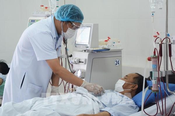 Bộ Y tế giao 37 bệnh viện, viện tuyến trên tiếp nhận người bệnh COVID-19