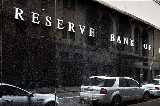 Australia tăng lãi suất lần đầu tiên trong hơn một thập kỷ