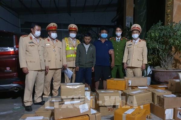 Bắt giữ gần 3.000 chiếc iPhone không rõ xuất xứ, trị giá hàng chục tỷ đồng