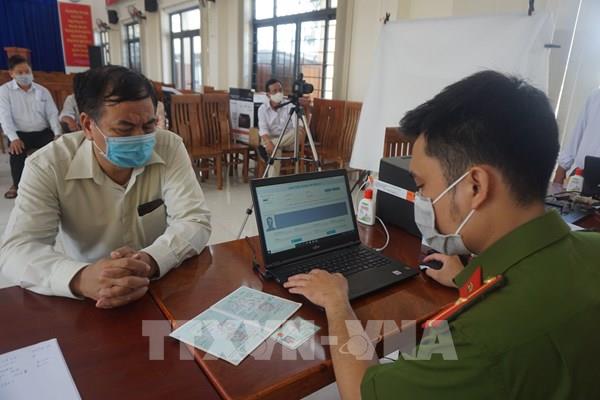 Thủ tục đổi thẻ căn cước công dân mẫu cũ sang căn cước công dân gắn chip